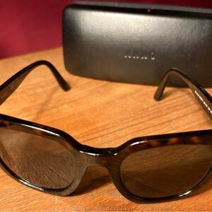 Dkny Brown and Black Cat-Eye Sunglasses